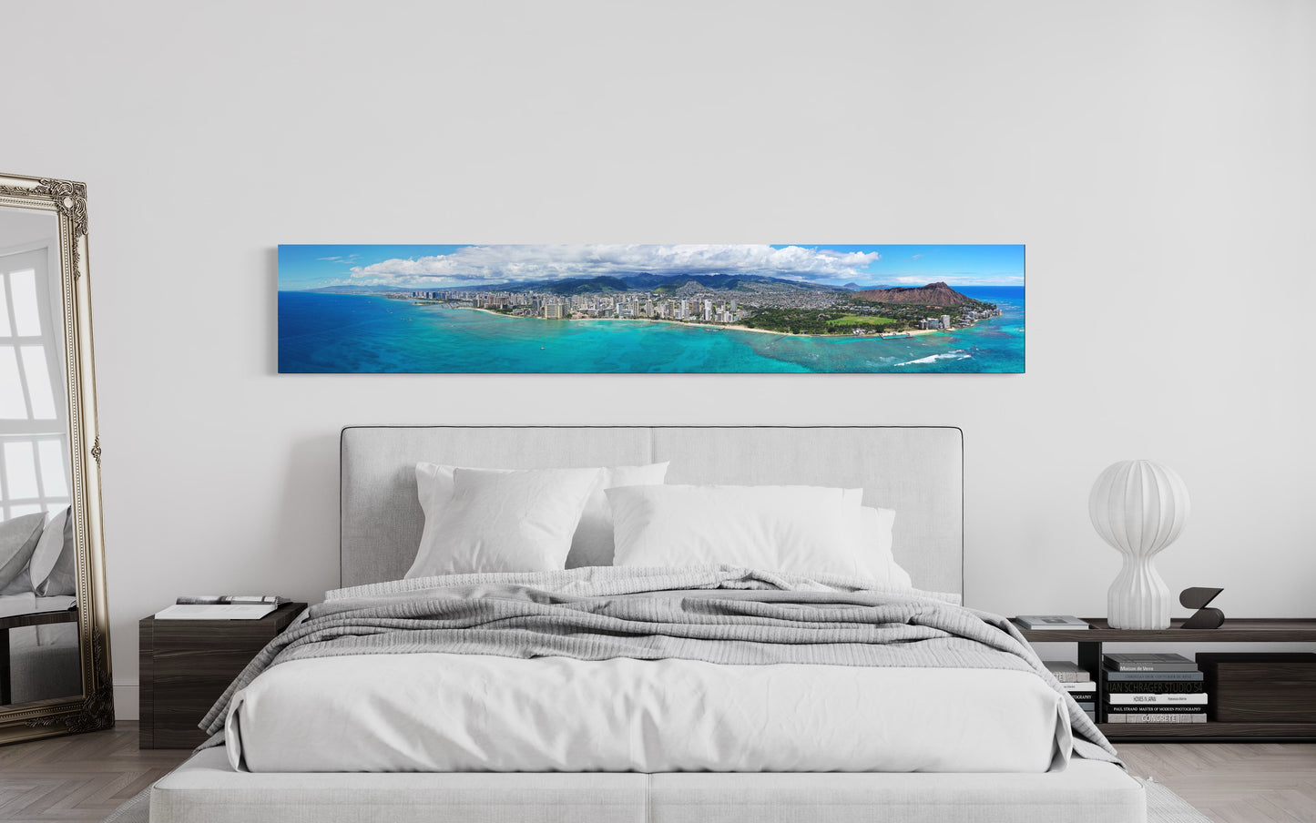 THE WONDERLAND OF WAIKIKI